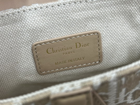 Dior 0456 17x5x15cm yz_5