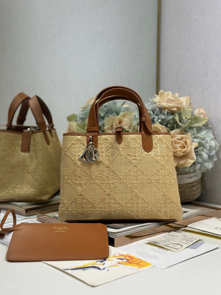 Dior 1188 28 5x21 5x17cm yz_1