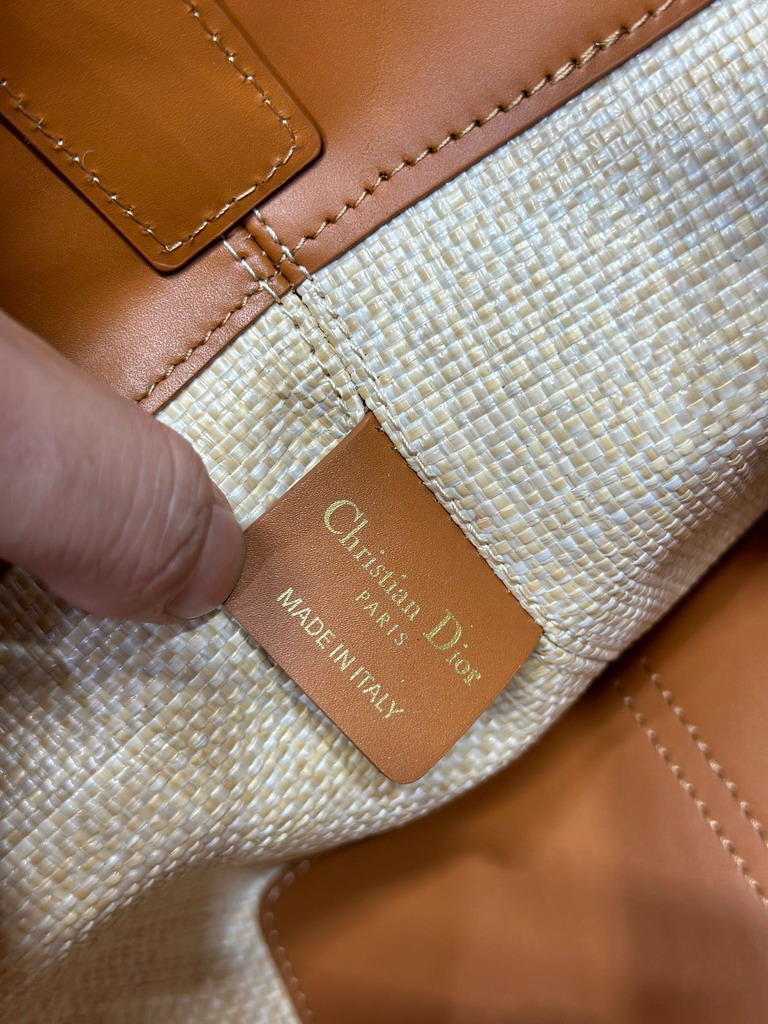 Dior 1188 28 5x21 5x17cm yz_9