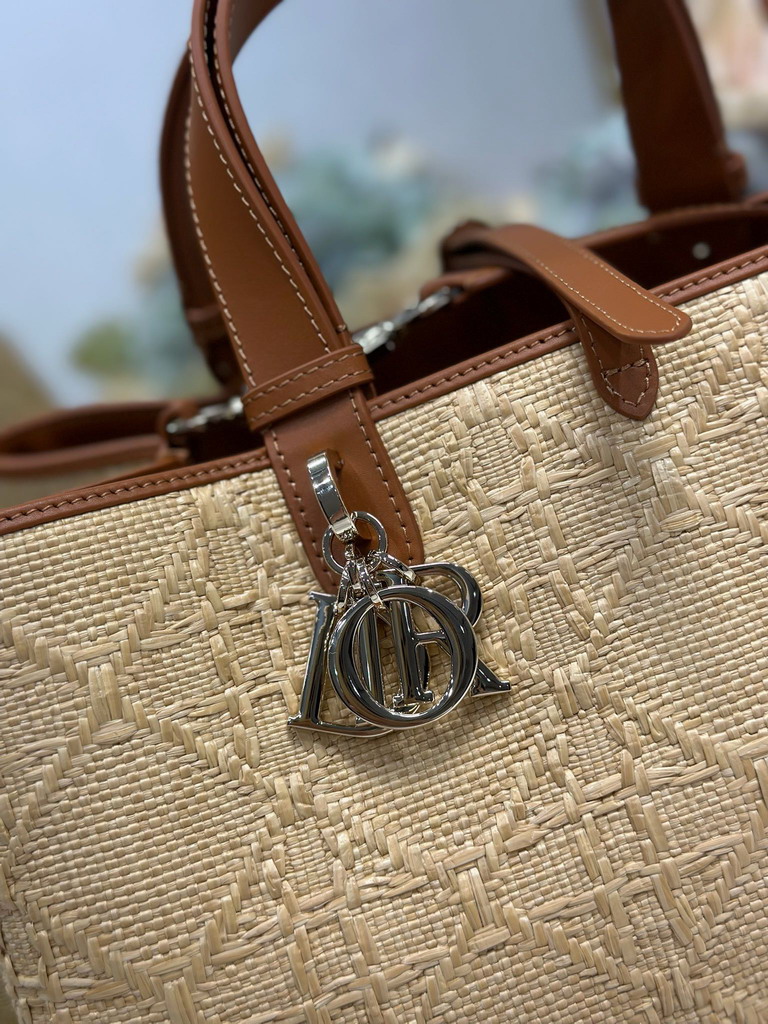 Dior 1188 37x27x19cm yz_4