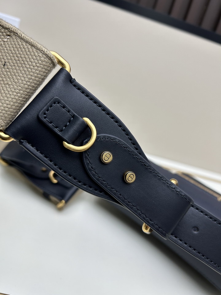 Dior 1685 24x12 5x5cm jj1_4