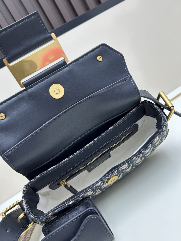 Dior 1685 24x12 5x5cm jj1_7