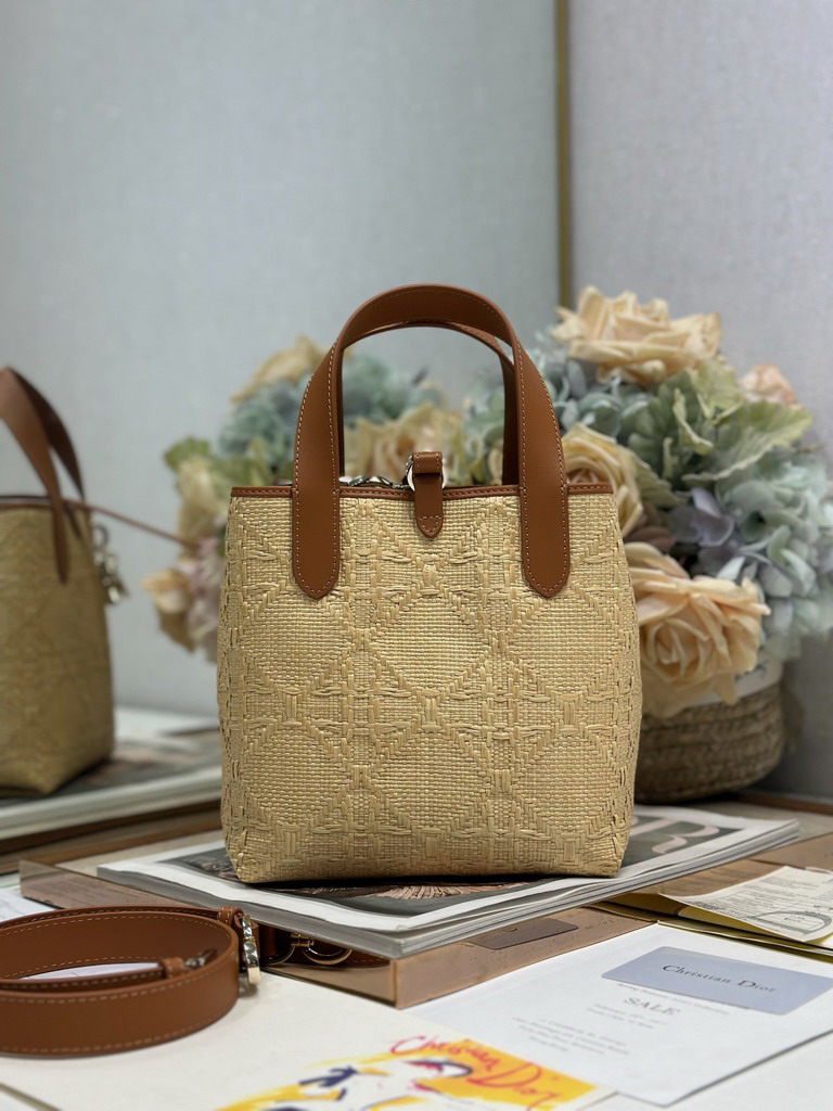 Dior 2836 18 5x18 5x12cm yz_6