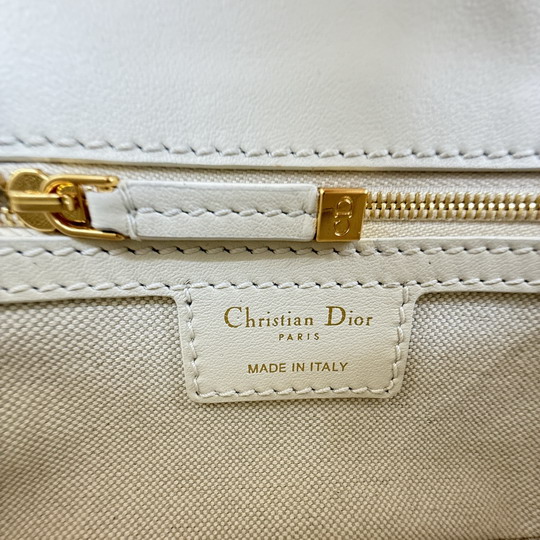 Dior 4600 19 5x11x6 5cm yz_9