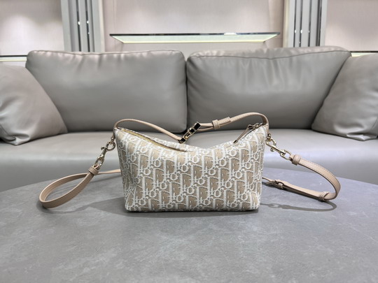 Dior 5554 22x13x9 5cm yz_1