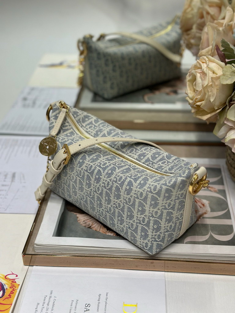 Dior Hobo 3202 28 5x14 5x10cm yz1_3