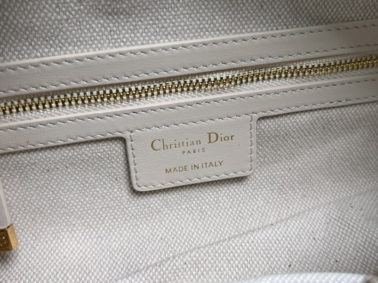 Dior Journey 2416 25 5x14 5x14cm yz_7