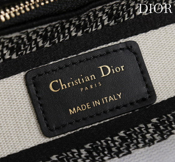 Dior M056594 24x20x11cm yz1_9