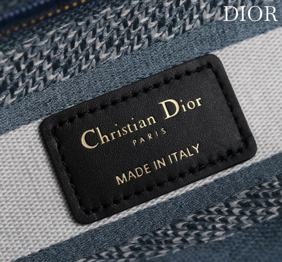 Dior M056594 24x20x11cm yz4_9
