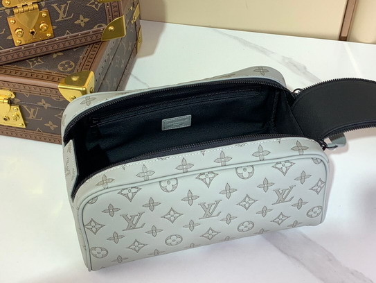 Dopp Kit m14843 15x16 5x28cm gf2_7