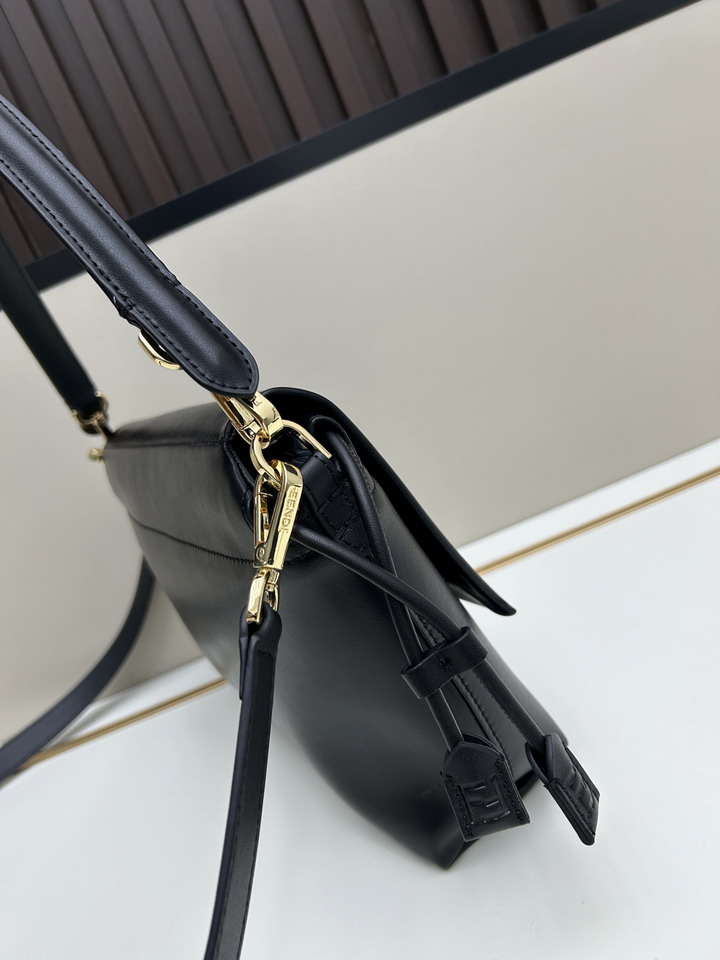 Fendi H08899 26 5x18x8 5cm jj2_3