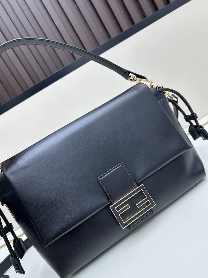 Fendi H08899 26 5x18x8 5cm jj2_4