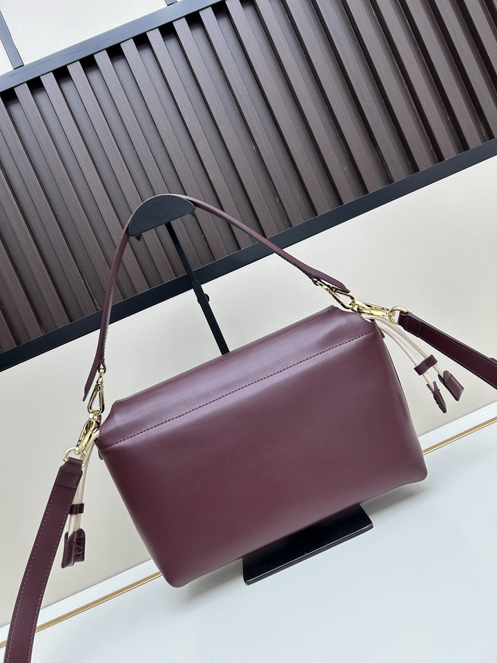 Fendi H08899 26 5x18x8 5cm jj5_2