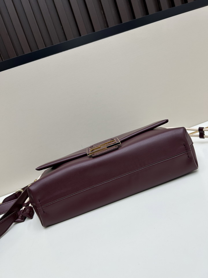 Fendi H08899 26 5x18x8 5cm jj5_5