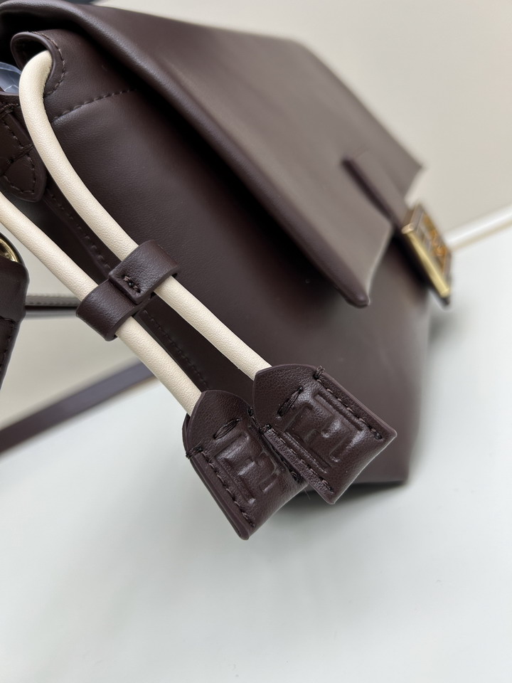 Fendi H08899 26 5x18x8 5cm jj_6