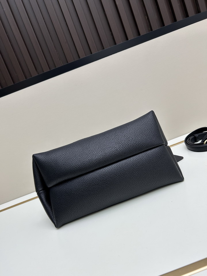 GG 02525 27 5x21x16cm jj7_4