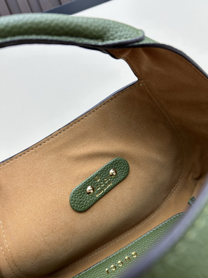 GG 02525 27 5x21x16cm jj_8