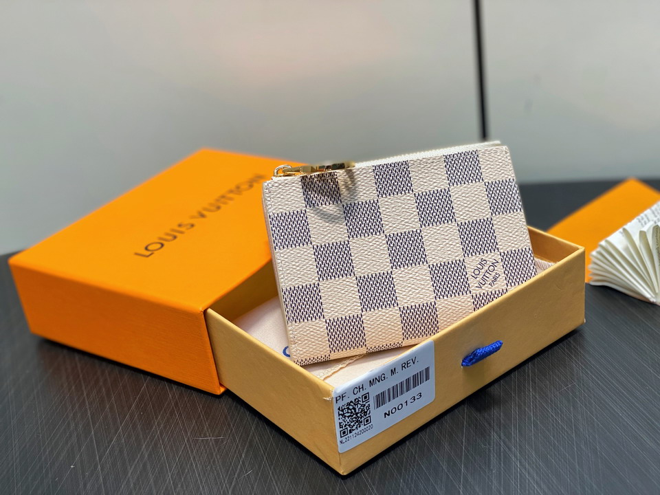 Lisa N00133 9x11 5x1 5cm gf_3