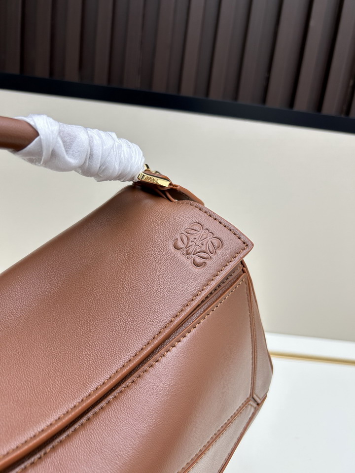 Loewe S25050527 24x16 5x10 5cm jj1_4