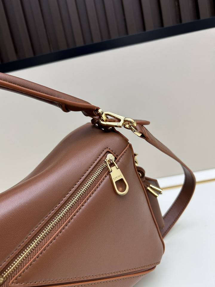 Loewe S25050527 24x16 5x10 5cm jj1_6