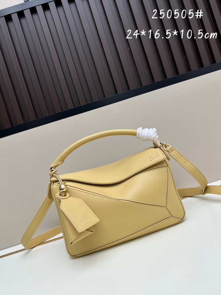 Loewe S25050527 24x16 5x10 5cm jj2_1