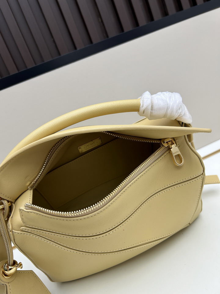 Loewe S25050527 24x16 5x10 5cm jj2_7