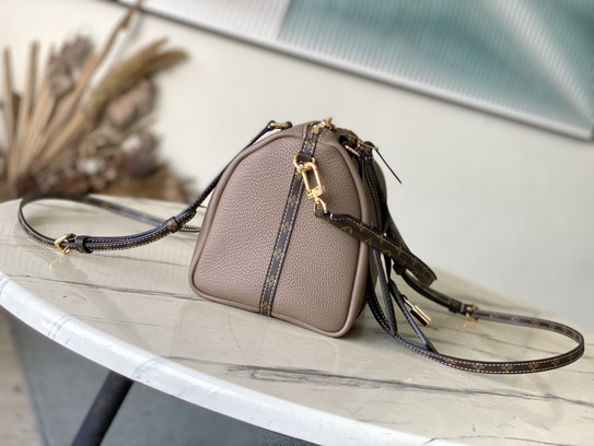 M13667 25x15x18cm gf1_2