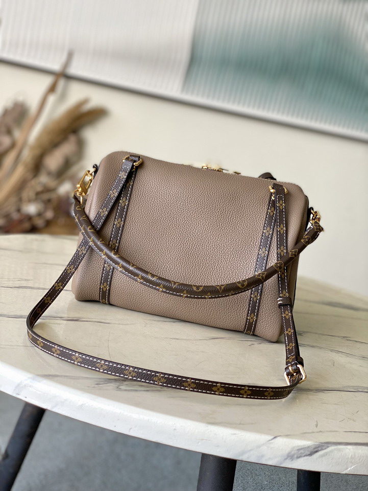 M13667 25x15x18cm gf1_3