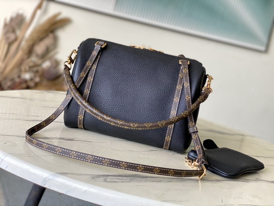 M13667 25x15x18cm gf2_3