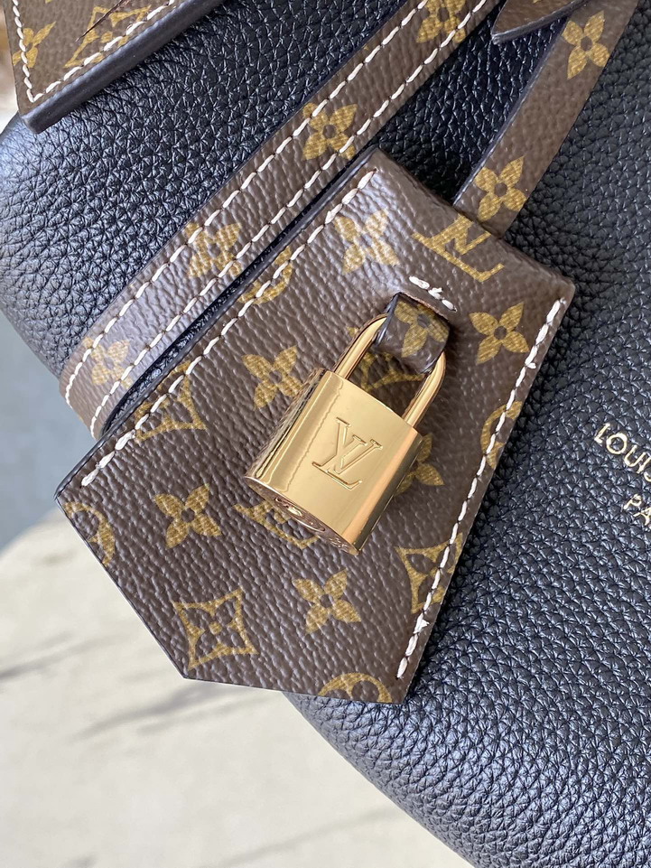 M13667 25x15x18cm gf2_5