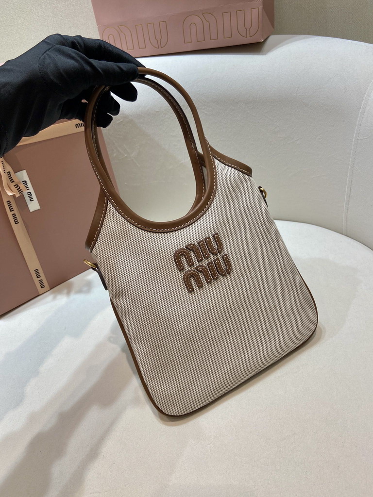 Miu 5BA281 24x20cm AP_3