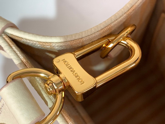 On M14403 19x11 5x25cm gf_5