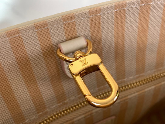 On M14403 19x11 5x25cm gf_7