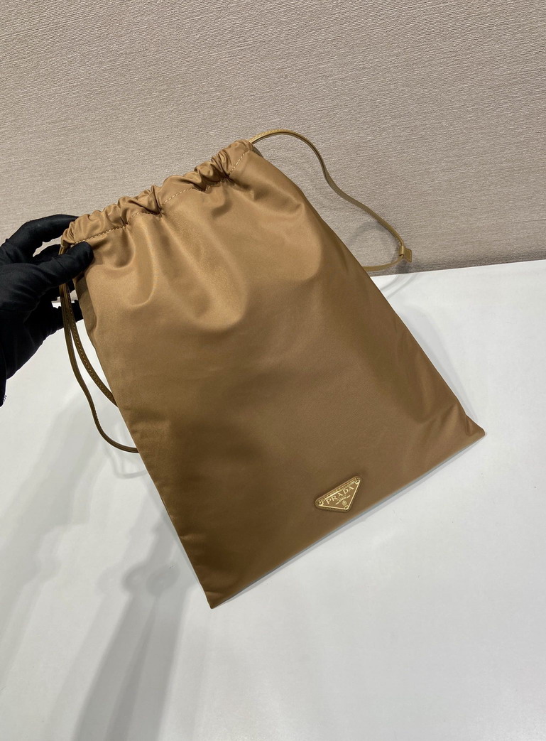 Prada 1NK001 35x29cm AP1_2