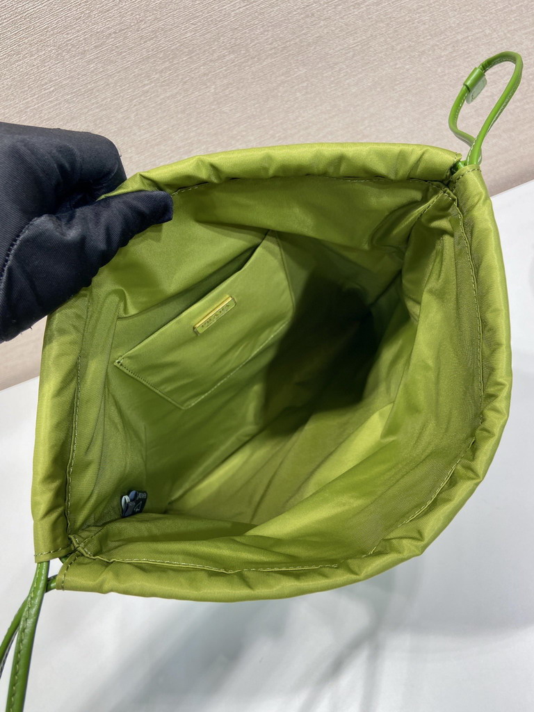 Prada 1NK001 35x29cm AP3_8