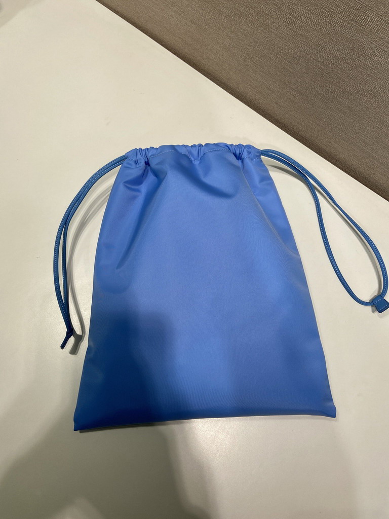 Prada 1NK001 35x29cm AP_4