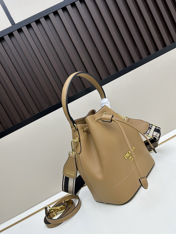 Prada 2090 21x25x15cm jj1_2