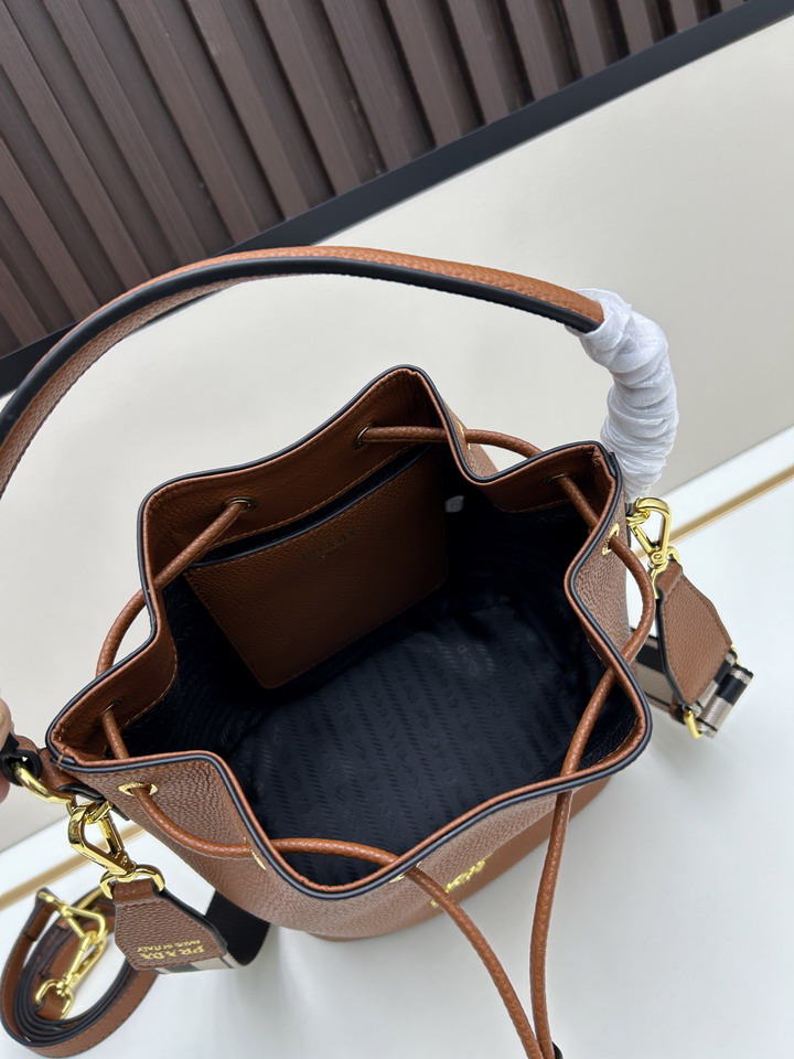 Prada 2090 21x25x15cm jj_7