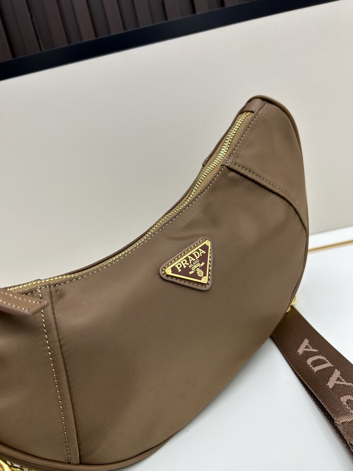 Prada 2526 30x15x9cm jj1_4