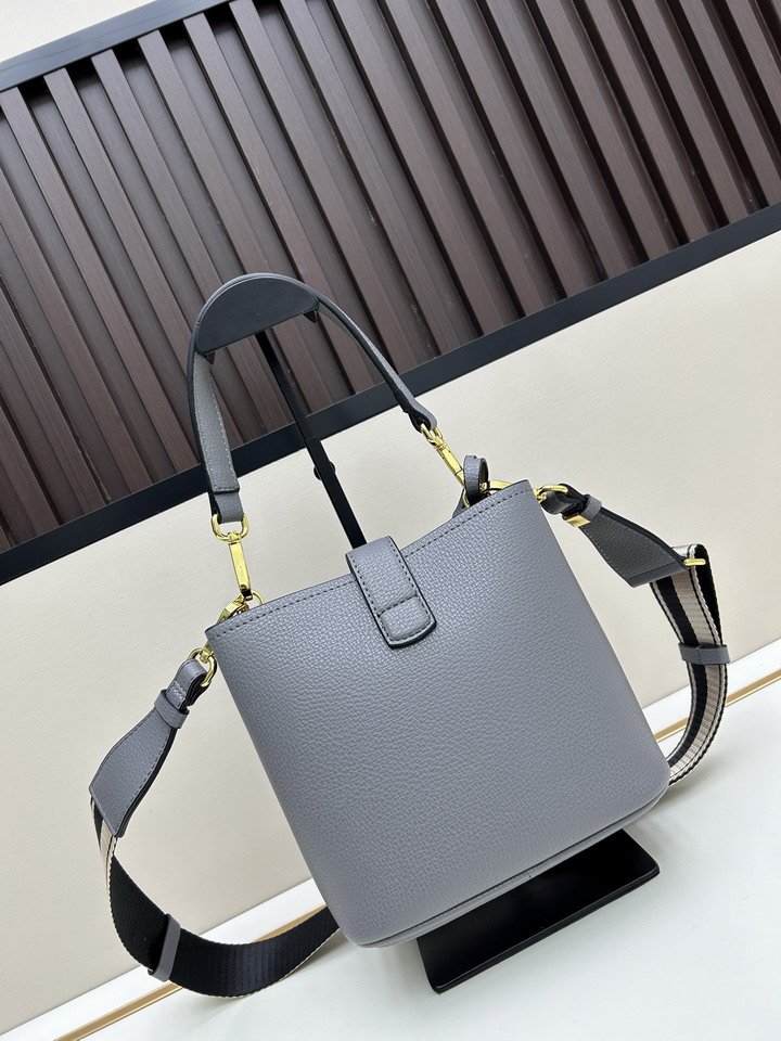 Prada 3536 19x18x12cm jj1_2