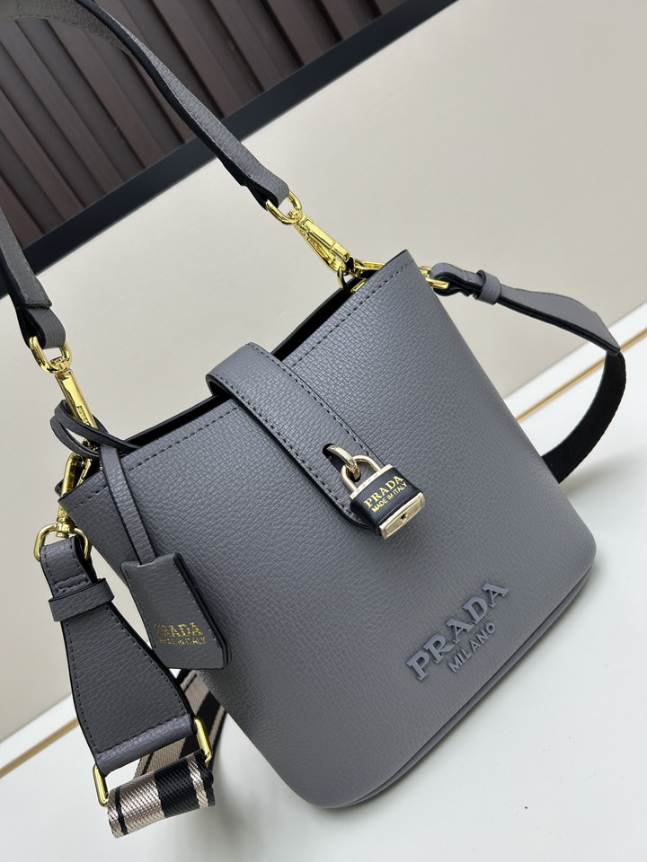 Prada 3536 19x18x12cm jj1_4