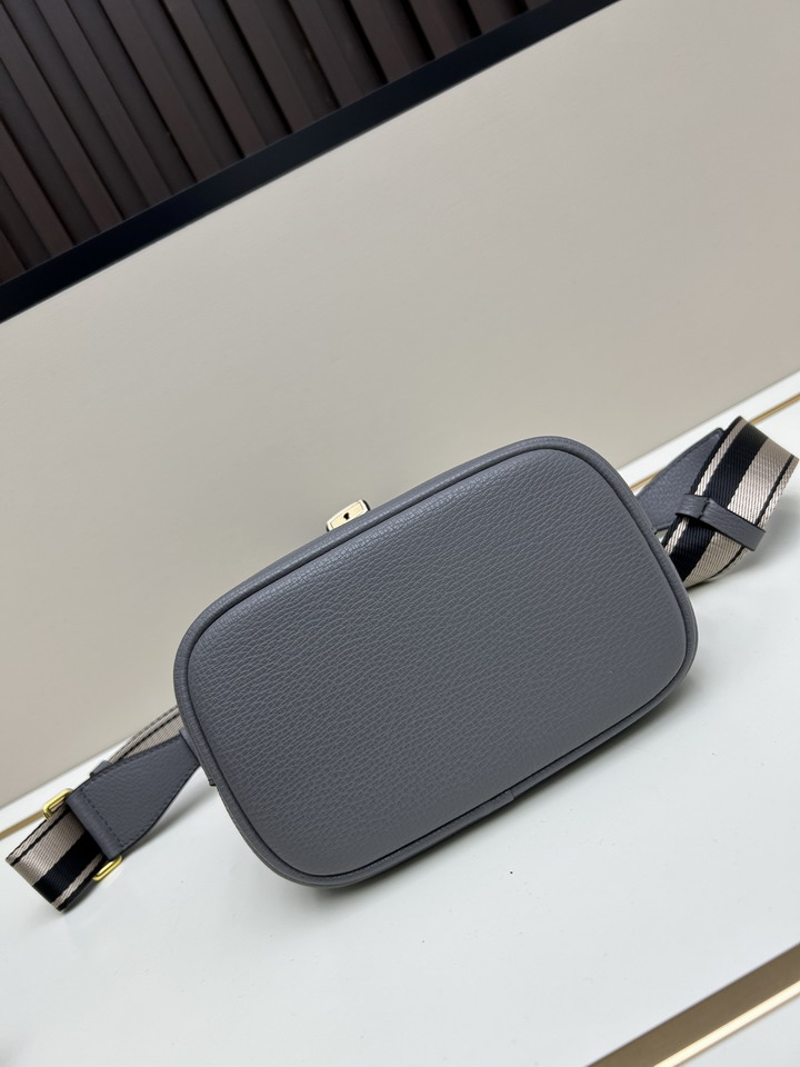 Prada 3536 19x18x12cm jj1_5