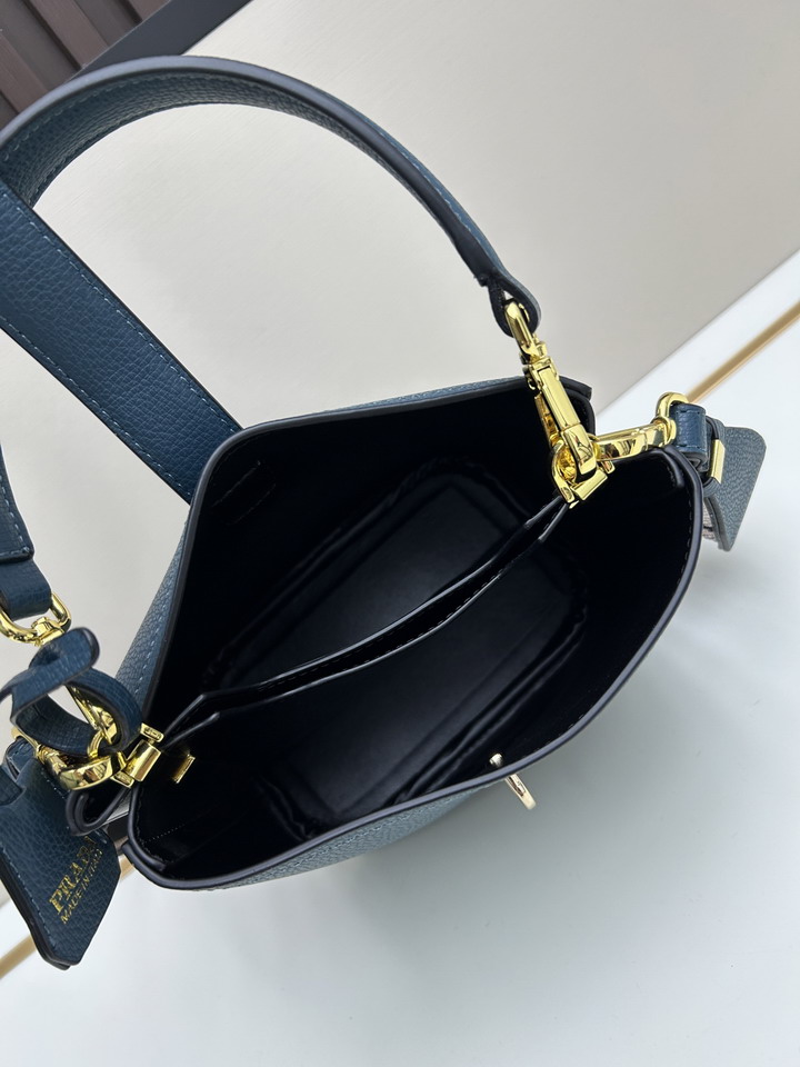 Prada 3536 19x18x12cm jj2_7