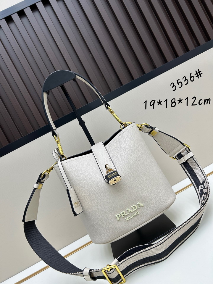 Prada 3536 19x18x12cm jj5_1