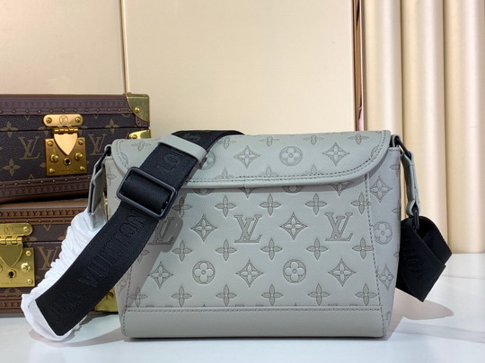 Pulse M14912 17x11x26 6cm gf_3