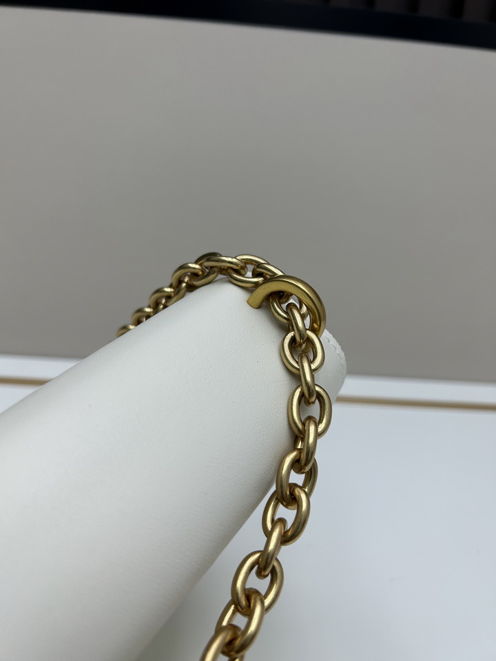 Val 20260 19x10x6cm jj2_6