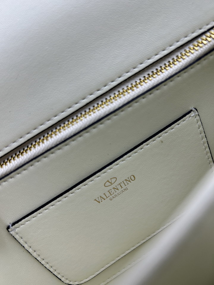 Val 20261 24x16x8cm jj2_8