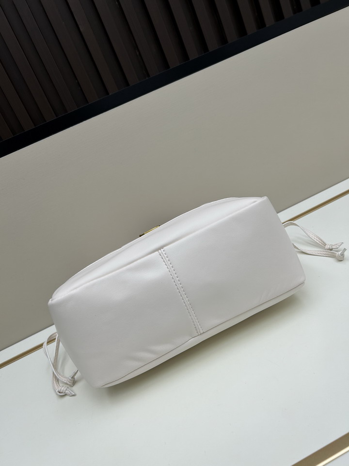 YSL 6094 28x28x10cm jj2_5