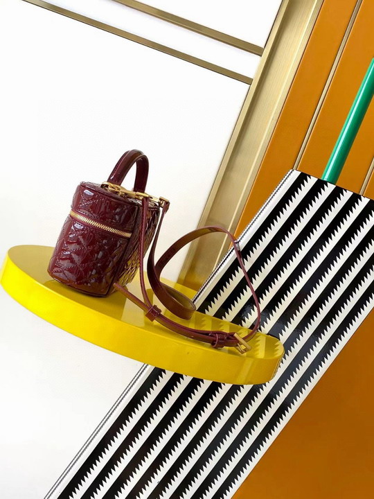 YSL 766731 18x11x6 5cm 8D2_2