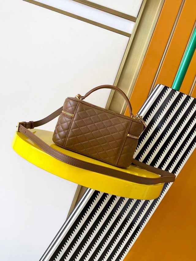 YSL 766731 18x11x6 5cm 8D4_2